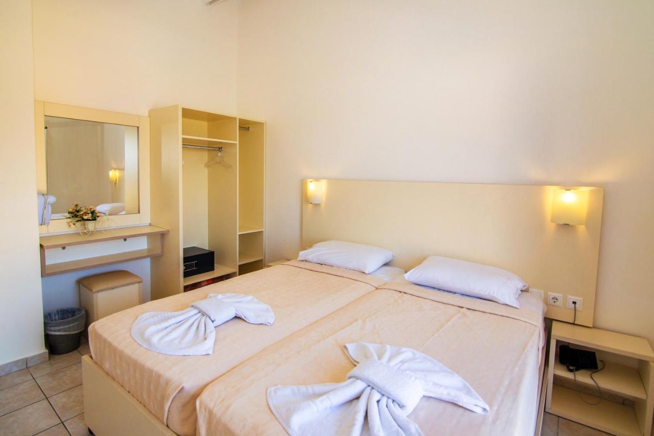 Playa Bay Hotel Zakynthos 라가나스 외부 사진